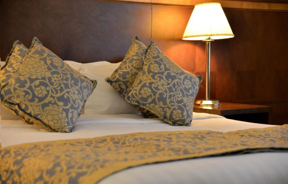 فندق نزل رويال إن