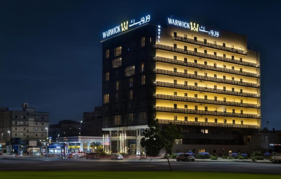 نافيتي وارويك