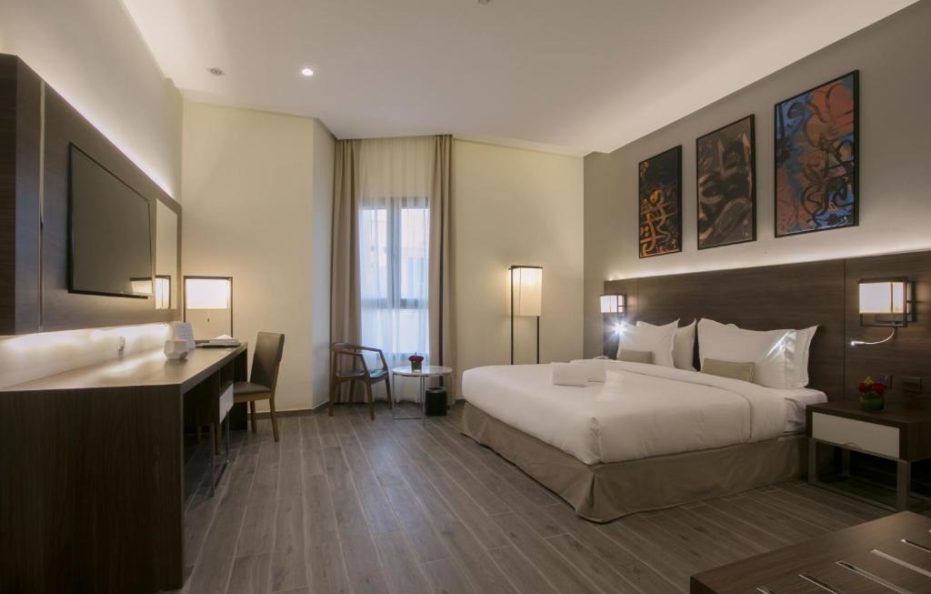 اجنحة حفاوة