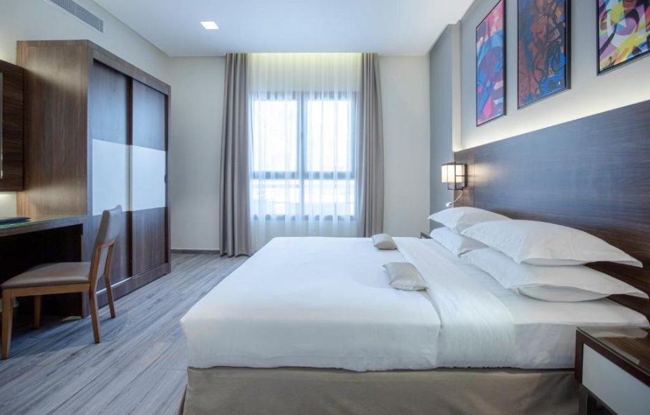 اجنحة حفاوة