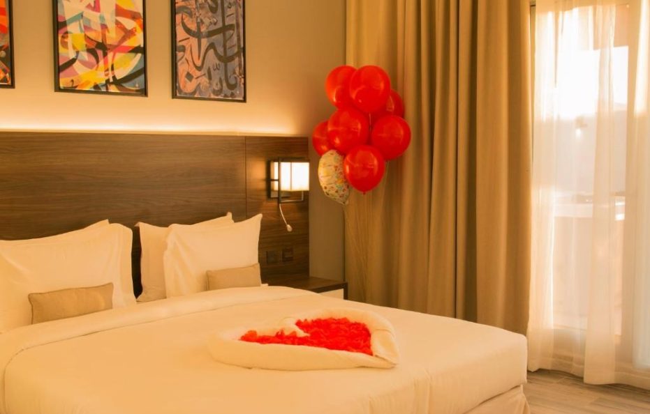 اجنحة حفاوة