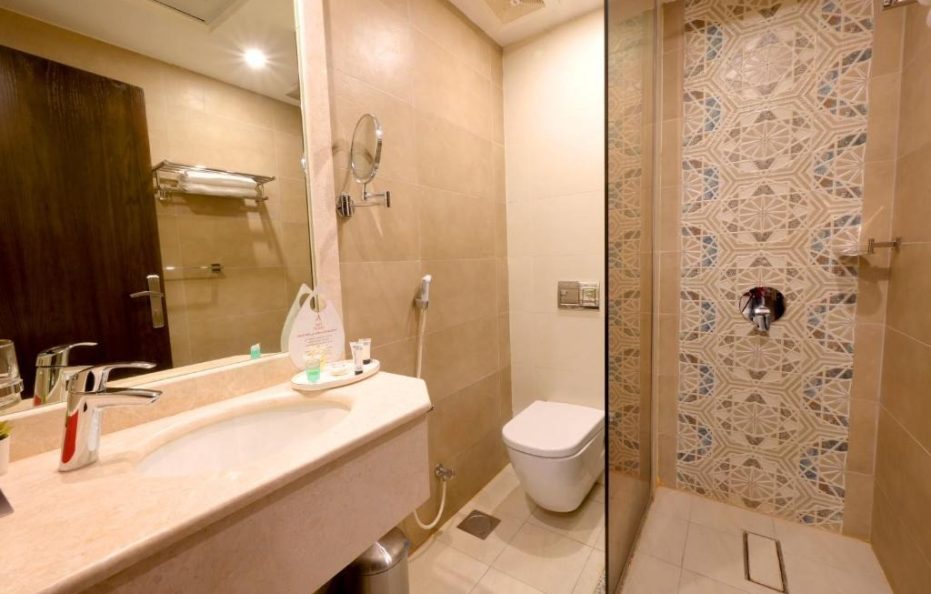 فندق أزارد شارع ساري