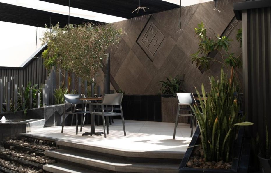 اجنحة حفاوة