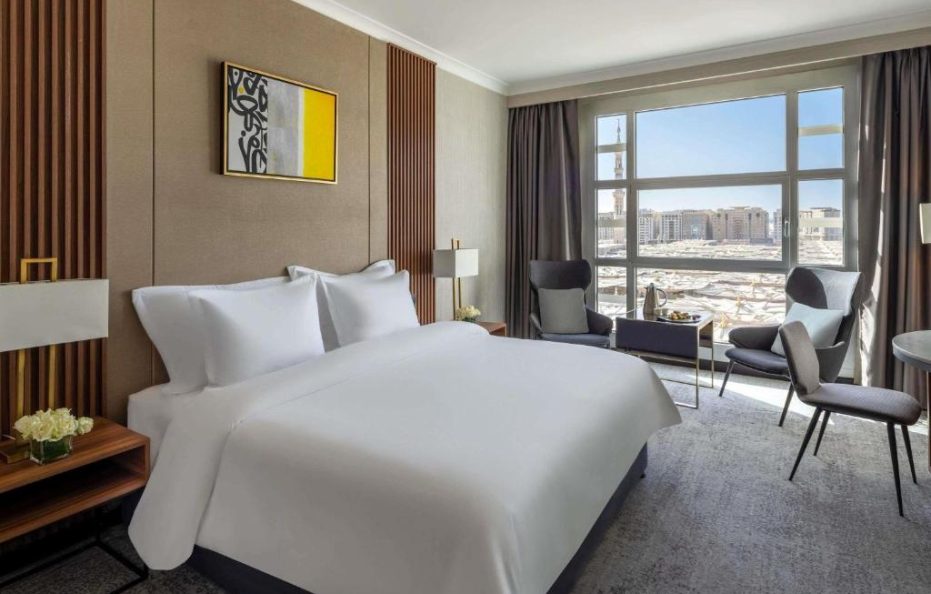 أنوار المدينة موفنبيك