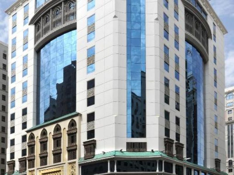 غرفة قياسية ثلاثية ( روف )