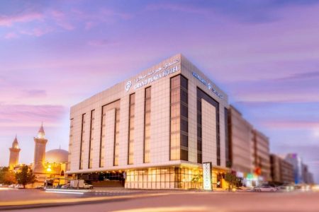 فندق جراند بلازا الضباب