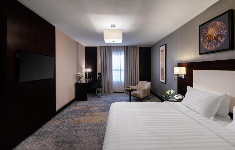 نافيتي وارويك