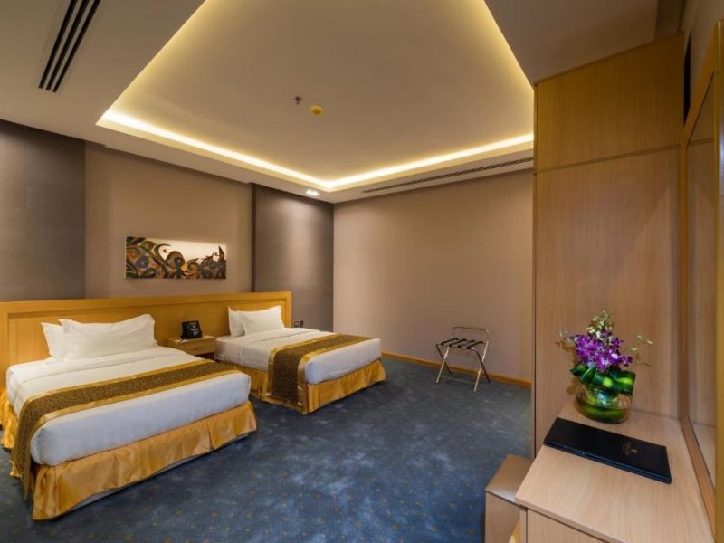 جناح غرفتي نوم و 3 حمامات – بودل المونسية