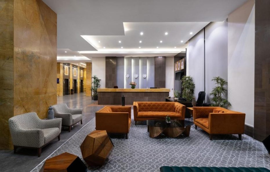 نافيتي وارويك