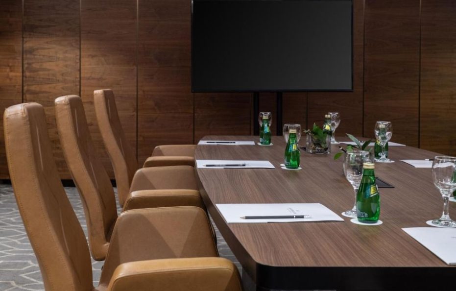 نافيتي وارويك