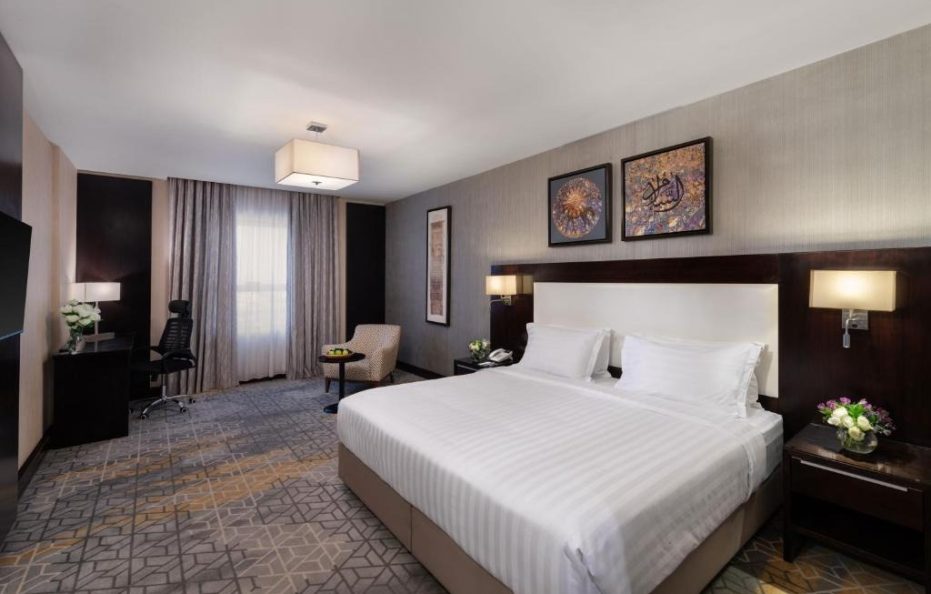 نافيتي وارويك