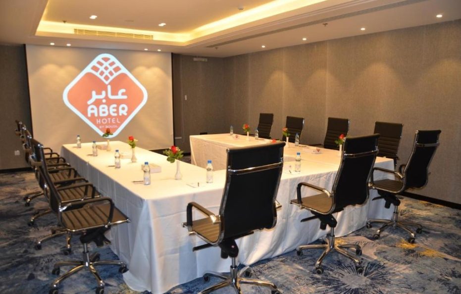 عابر الياسمين