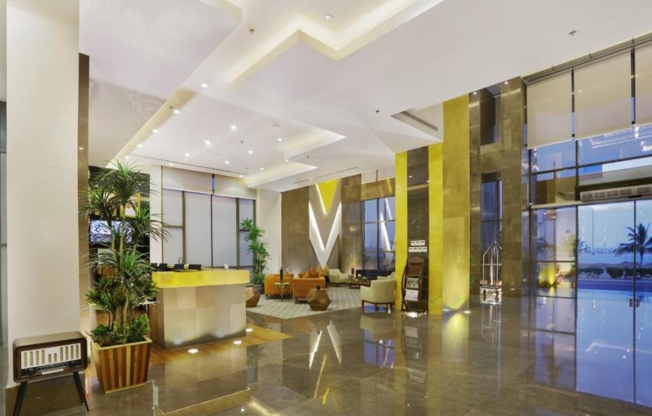 نافيتي وارويك