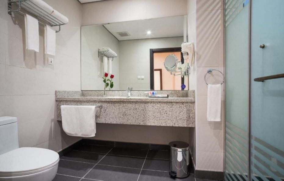 نافيتي وارويك الدمام