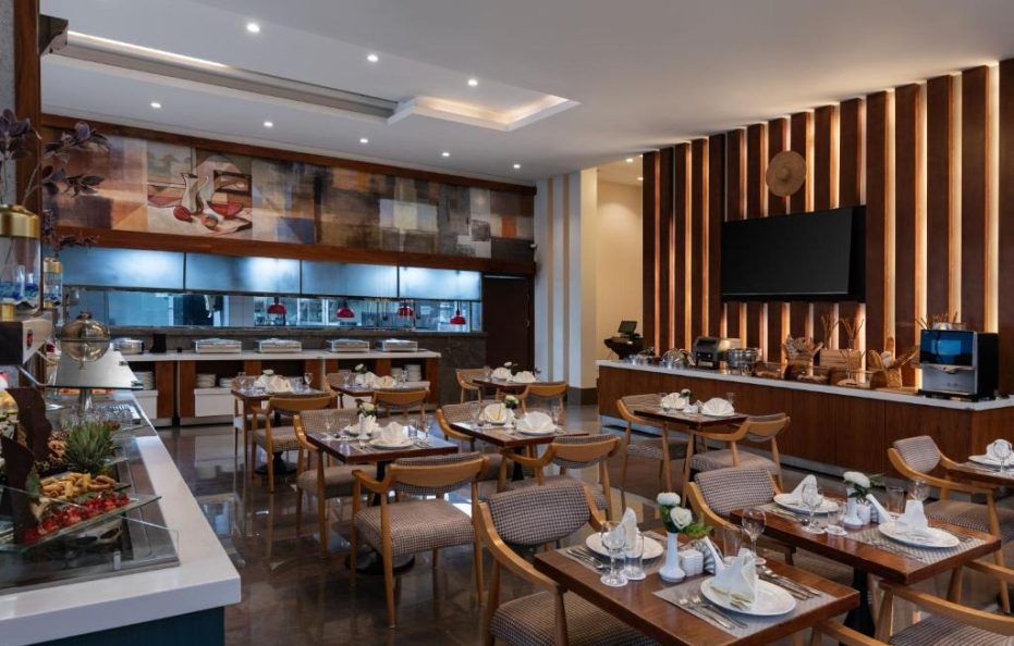 نافيتي وارويك