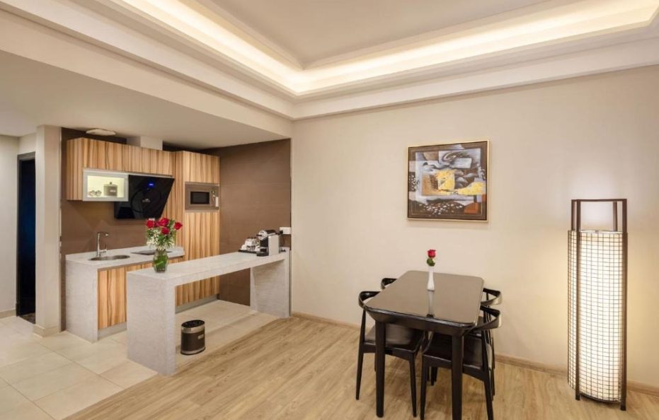 فندق ومنتجع بريرا العزيزية