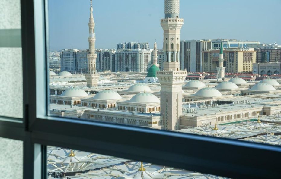 أنوار المدينة موفنبيك