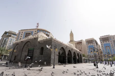 على خطى الحبيب