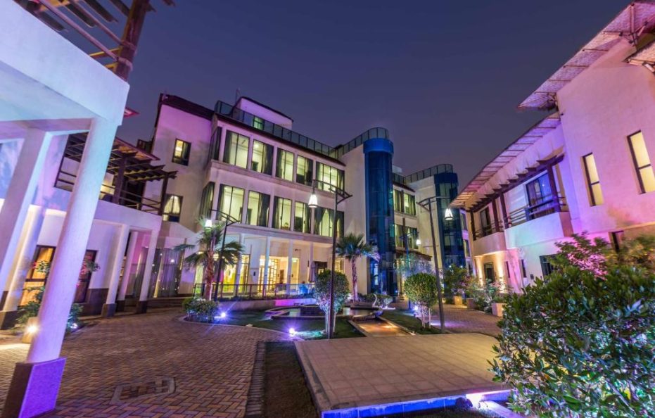 فندق ومنتجع بريرا العزيزية