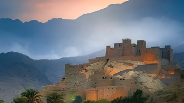 الباحة والمناظر الطبيعية الخضراء