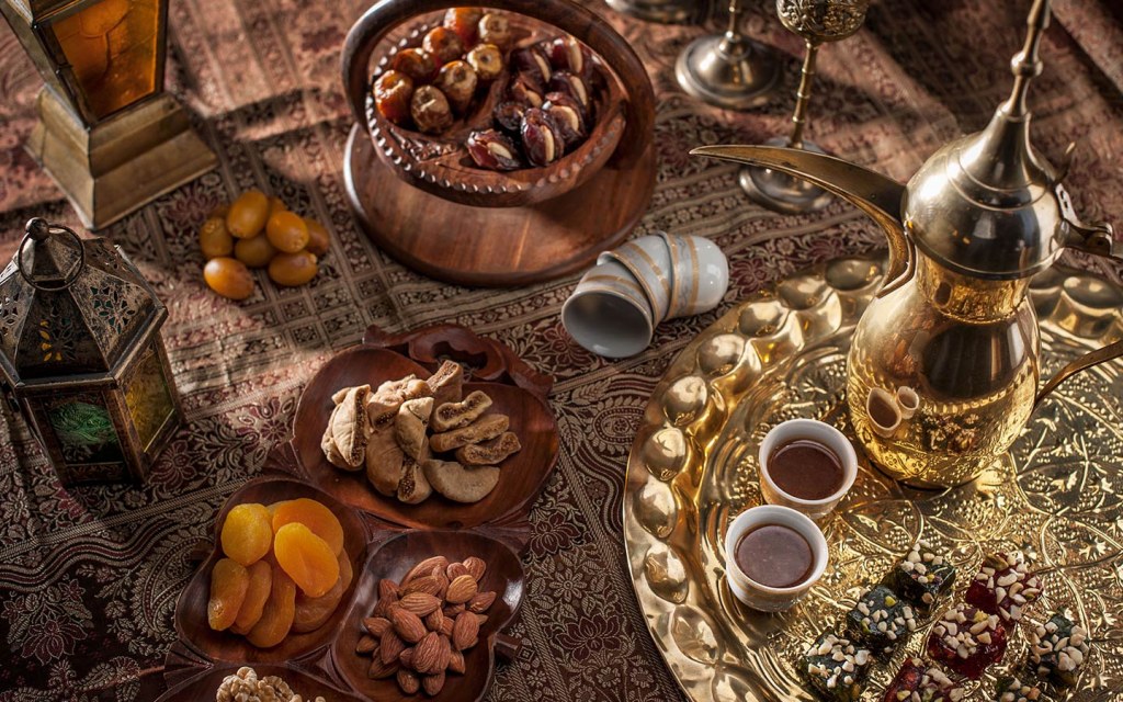 العادات السعودية القديمة | تقاليد ما زالت حاضرة في حياتنا